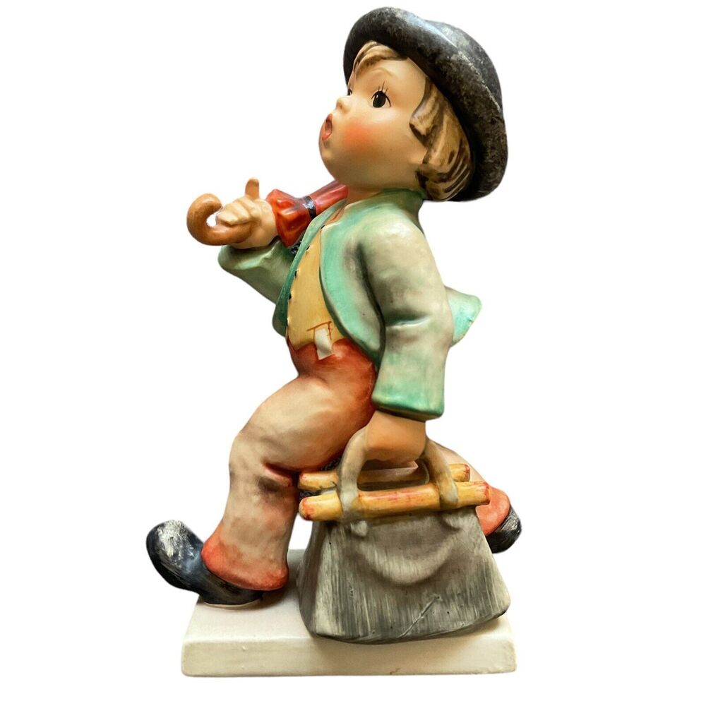 Vintage Hummel Goebel Figurine #11/0  "Merry Wanderer" TMK-6 W. Germany Ex Cond